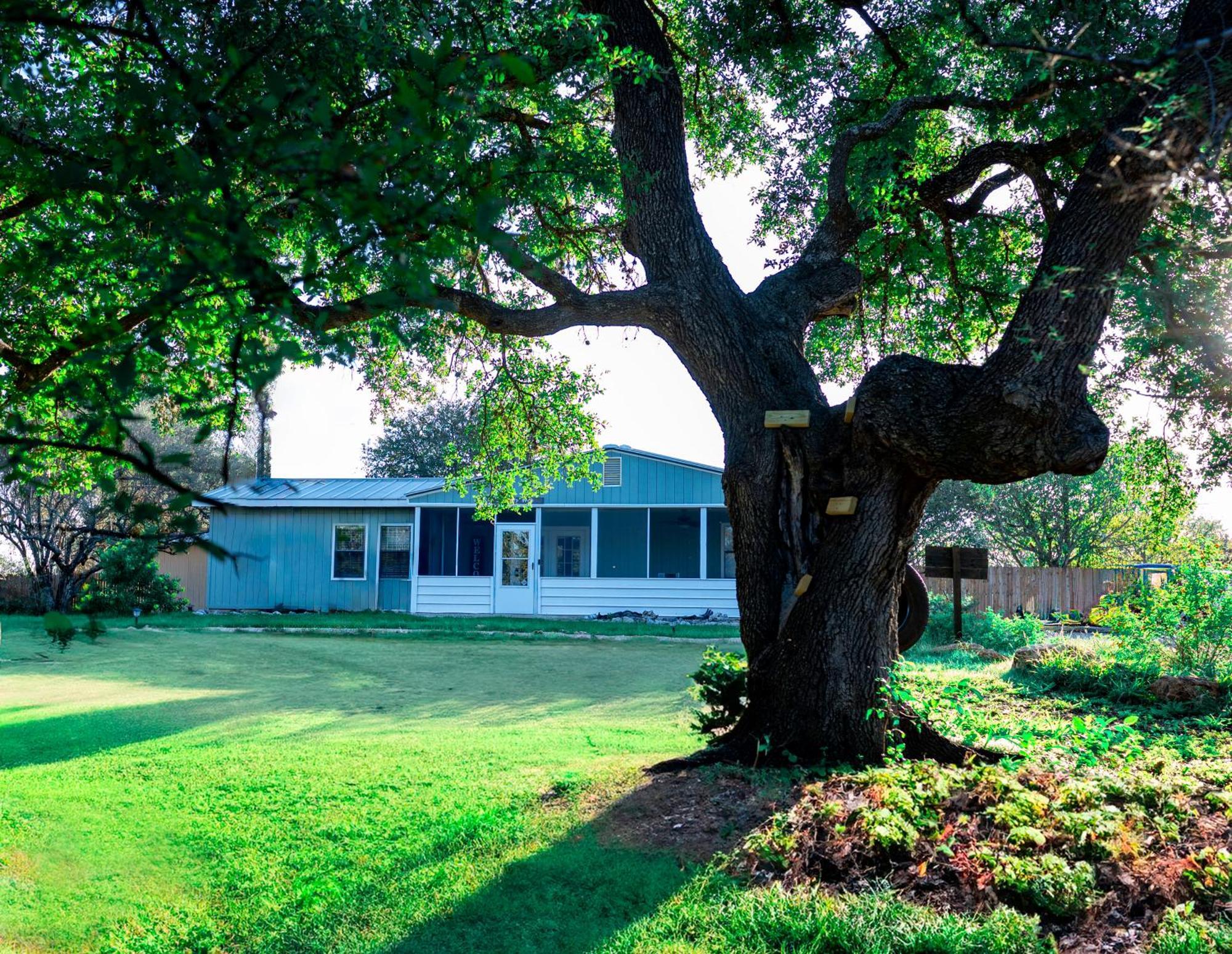 Hadley'S House - A Country 3 Bdrm With Screened-In Porch New Braunfels Exterior photo
